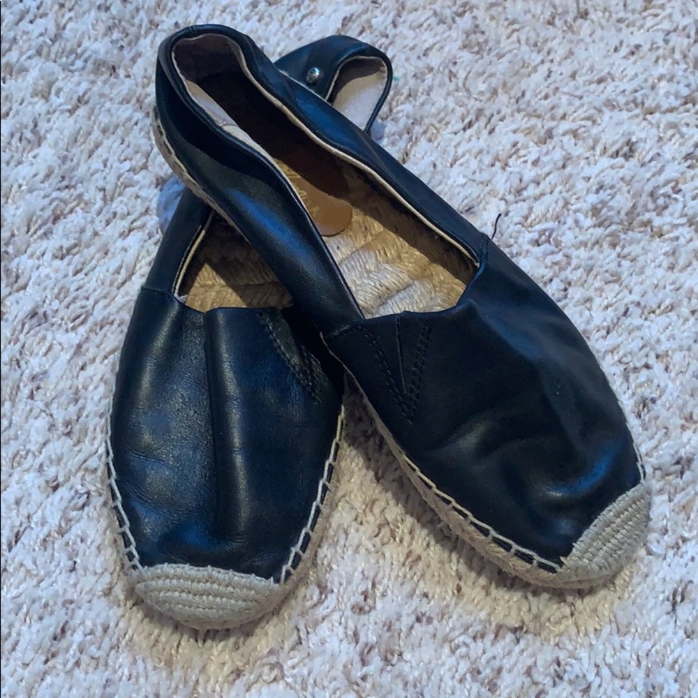 Woman’s Sam Edelman shoes